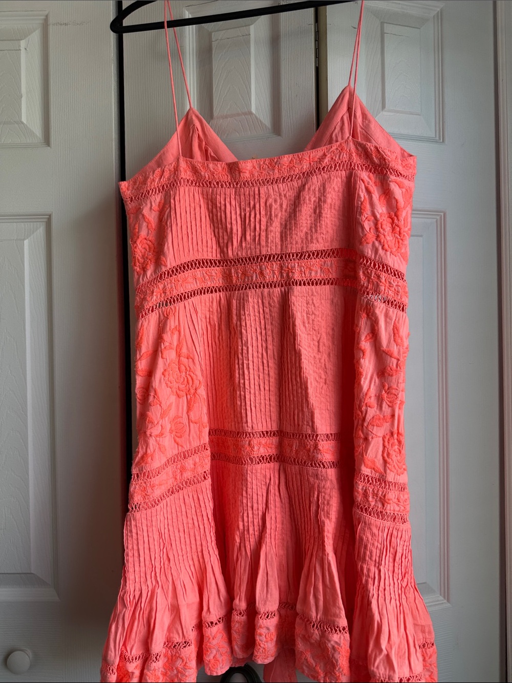 Alice + Olivia Marci Pintucked & embroidered Dress Size 12 $495 - Picture 7 of 7